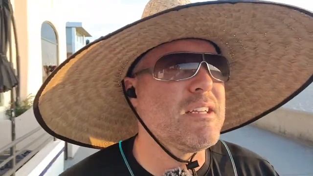 American Women Attention Seeking | Men And Women Aren't Connecting | #attentionseeker смотреть онлайн