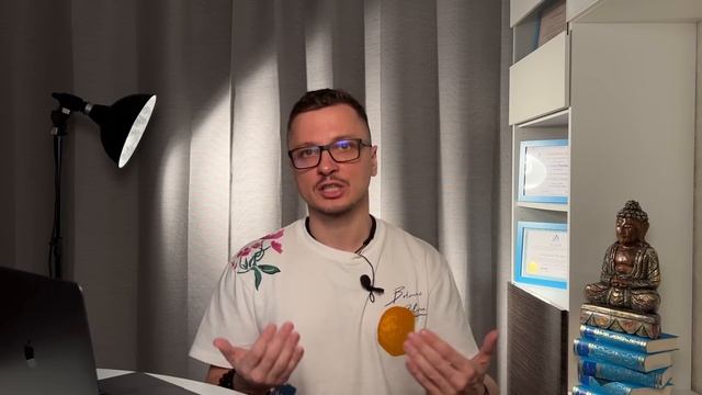 О чём молчат фрилансеры? Как не сойти с ума на фрилансе? Честны плюсы и минусы найма и фриланса. смотреть онлайн