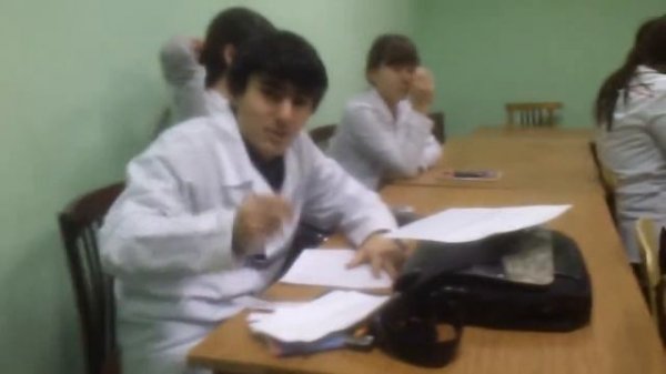 Веселая жизнь студентов медиков