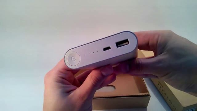 Портативное зарядное устройство Power Bank Xiaomi на 20800 mAh смотреть онлайн