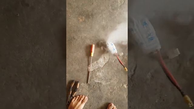 Pin lipo 4s cháy khi đang sạc pin смотреть онлайн