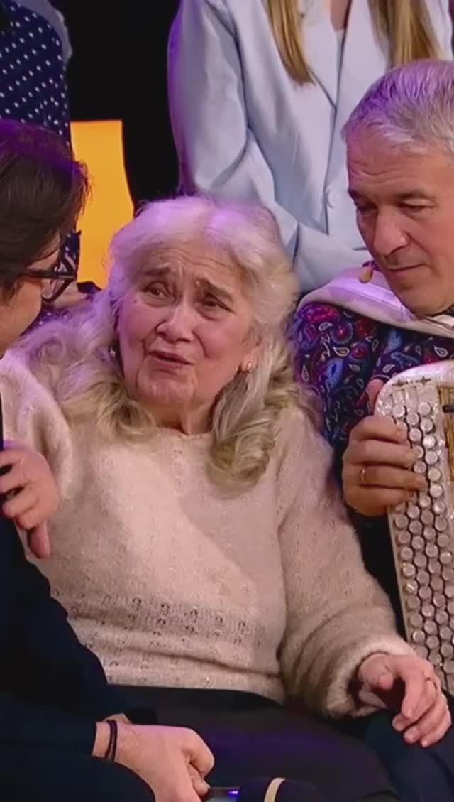 Спела до Слёз! Мама Добронравова спела с Малаховым и Сёминым на Привет, Андрей! #shorts #мама смотреть онлайн