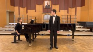 Э.Григ «Заход солнца», М.Глинка «Попутная песня». Солист Алексей Розов (13 лет).