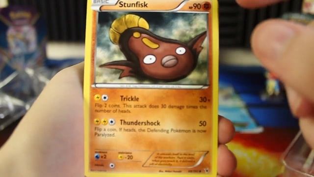 Pokemon Cards - Keldeo Jumbo EX Box Opening смотреть онлайн