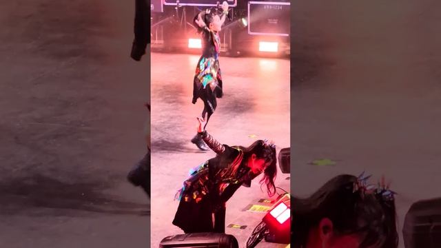Babymetal Houston - End of show after RoR - Moa's voice is clear here! #babymetal смотреть онлайн