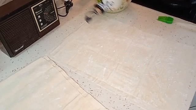 Очень вкусный перекус, трубочки с яйцом! смотреть онлайн