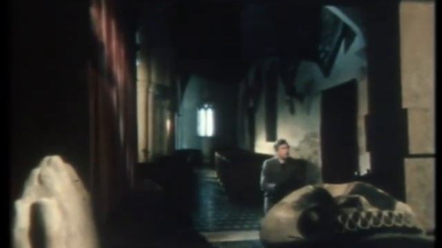 Father Brown  - Episode 1 - The Hammer Of God - 1974