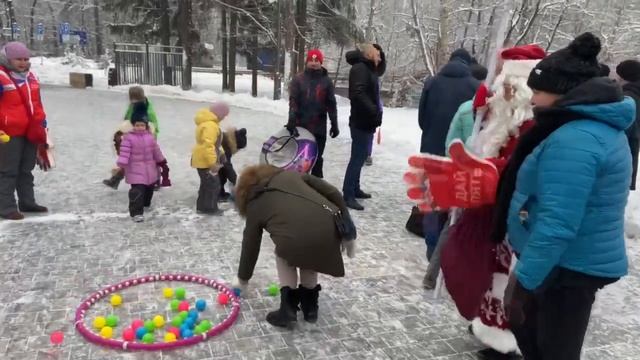 Выходные в парке смотреть онлайн
