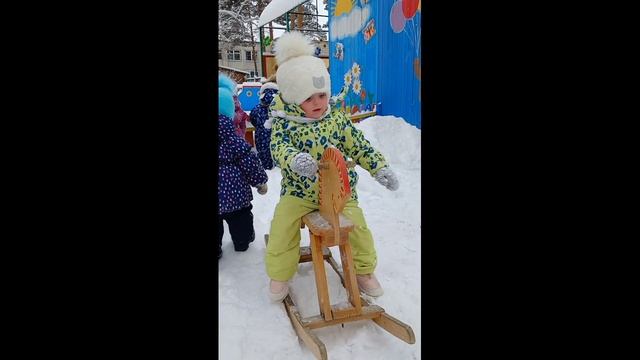 Прогулка. ДОУ 19 Ангарск смотреть онлайн