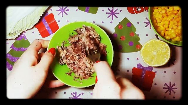Лёгкий постпраздничный салат с тунцом смотреть онлайн