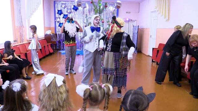 ЁЛКА 27 12 2024 смотреть онлайн