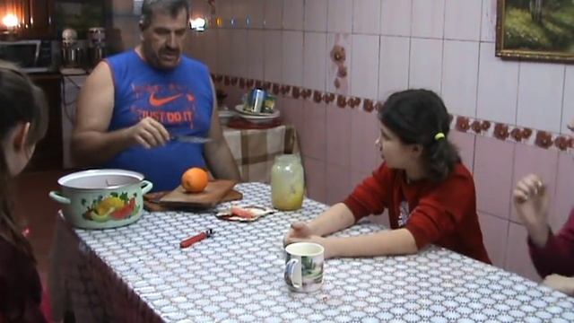 Готовимся к празднику смотреть онлайн