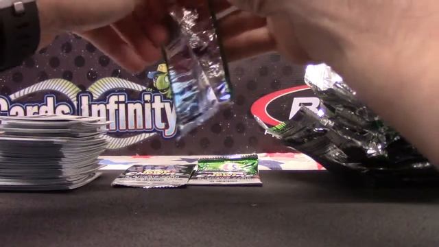 Jesse's 2014 Topps Chrome Mini Football Box Break смотреть онлайн