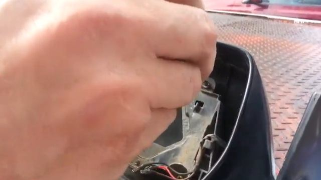 80 Series Land Cruiser Mirror Dismantle