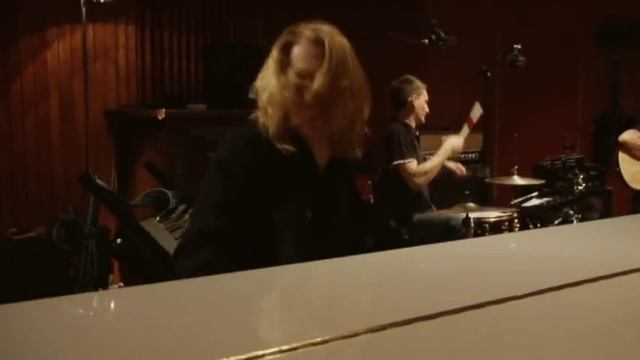 Angels Are Calling - Ari Koivunen