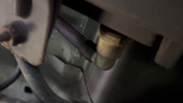 Vapor Canister Vent Valve Replacement| P0449 |2007-2014 Tahoe Yukon Escalade Suburban смотреть онлайн