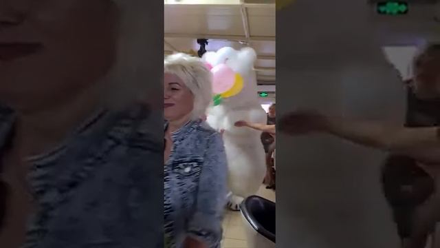 Поздравление от Белого Медведя смотреть онлайн