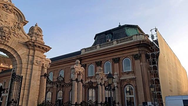 Walk Through The Royal Palace  & Buda Castle 4K 60fps /walking Tour