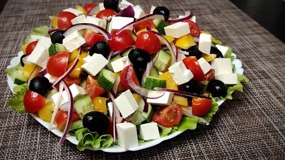 Греческий салат, самый простой и очень вкусный рецепт. смотреть онлайн