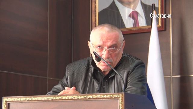 Аппаратное совещание в администрации МР "Казбековский район" смотреть онлайн