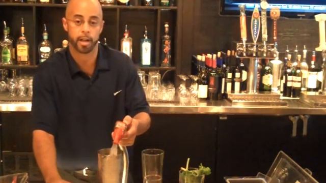 Taverna Greek Grill Bar of the Week смотреть онлайн