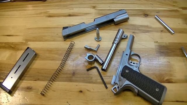 Springfield 1911 TRP обзор & стрельба смотреть онлайн