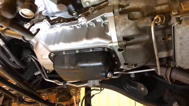 Part 8: Installing new upper oil pan on Jeep JK - Time Lapse смотреть онлайн