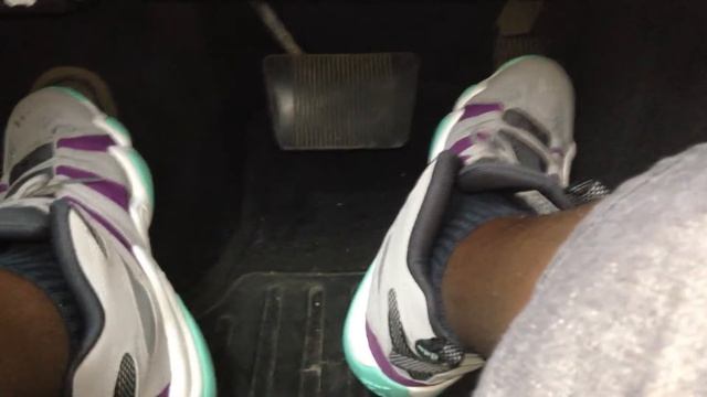 Driving in my Adidas Crazy 8 (Bahia Mint) смотреть онлайн