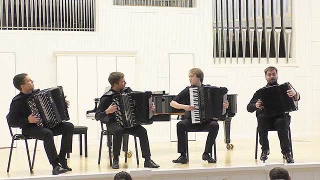 Г. Динику "Мартовский хоровод" Исп. "Сибирский квартет баянистов". (Новосибирская консерватория)