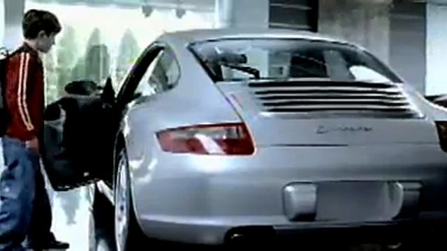 Porsche 911 Commercial смотреть онлайн
