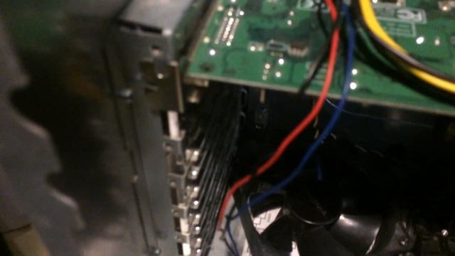 A look at my (dead) Windows XP computer смотреть онлайн