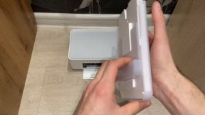 Установка лотка для бумаги на  фотопринтер Xiaomi Instant Photo Printer