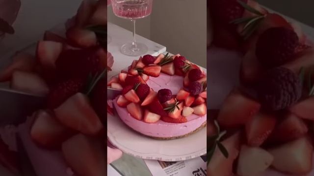 фруктовый тарт с клубникой #рецепты #шортс #торты #recipes #тарталетки смотреть онлайн
