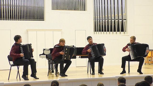 А.Шалаев Музыкальная картинка "В путь" Исполняет Квартет баянистов им. А.В. Крупина" Новосибирск