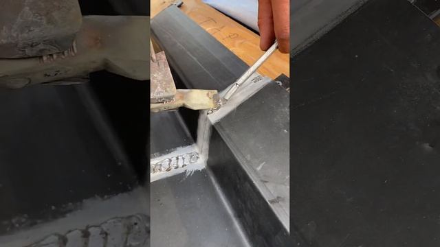 Soldering zinc gutter смотреть онлайн