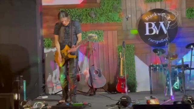 1 декабря 2024 Жуковский бар Блэк Вуд ДР группы Адвайта