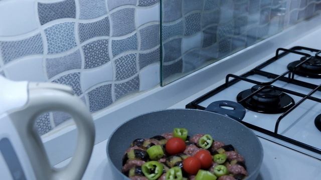 Кебаб из баклажана
(patlıcan kebab) смотреть онлайн