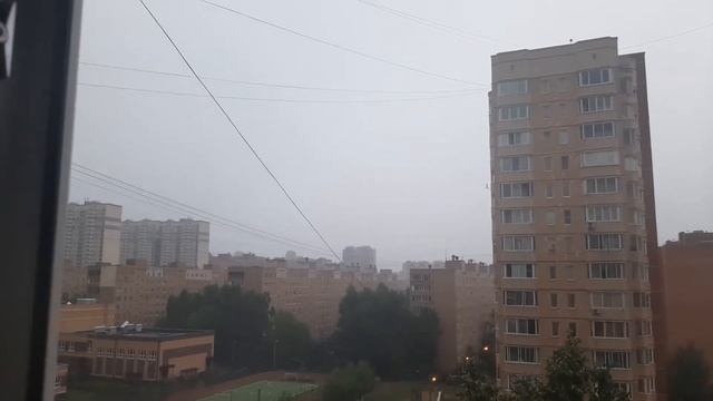 начало сильного ливня смотреть онлайн