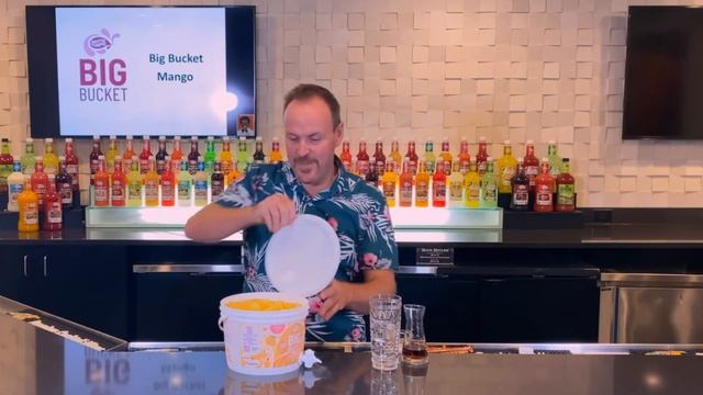 How to Make the Mango Mai Tai смотреть онлайн