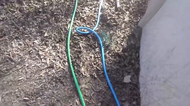 ЗЛОЙ ДЕД ВЫПИЛ ВОДУ ИЗ БАССЕЙНА смотреть онлайн