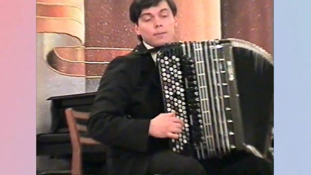 И. Паницкий Вариации на темы 2-х песен "Среди долины ровныя" и "Светит месяц" Играет Андрей Романов