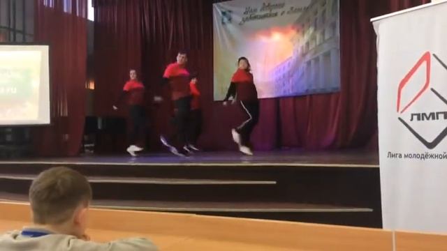 Вот и лига молодёжной политики смотреть онлайн
