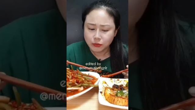 Sweet Potato Stem Kimchi, Braised Spicy Tofu смотреть онлайн