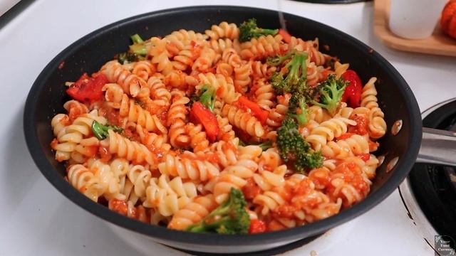 Easiest & Most Delicious Pasta You'll Ever Make!! A Quick & Easy Vegetarian Dinner! Pasta Recipe