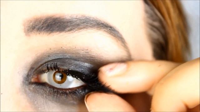 Evil Nun Makeup Tutorial | Halloween Monat