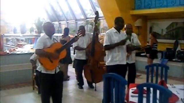 tuxpan смотреть онлайн