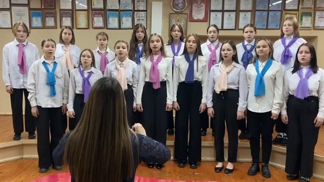 Общий хор старших классов РДШИ г. Ижевск РНП "Уж ты Прялица" в обр. Н. Кузьменковой. смотреть онлайн