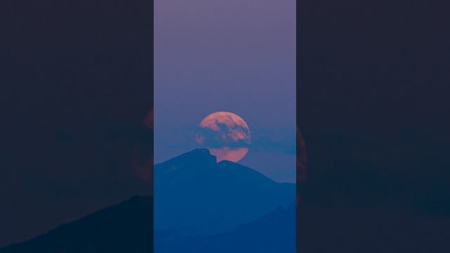Восход полной Луны в горах. #timelapse #moon #sunset #night #mountain