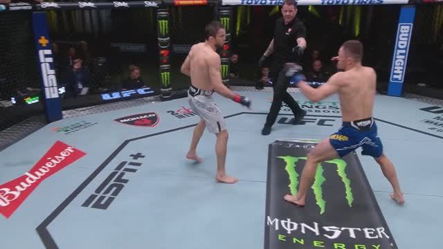 Полный бой Умар Нурмагомедов Бекзат Алмахан смотреть онлайн