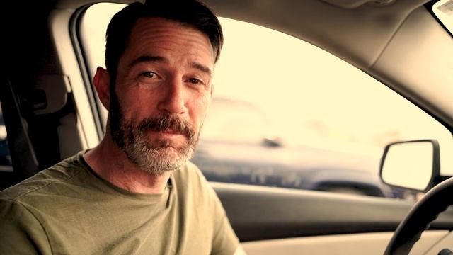 Finding Leica - I bought a Leica 50mm Summilux ASPH... and I'm selling it! 😆 #summiluxasph #leica смотреть онлайн